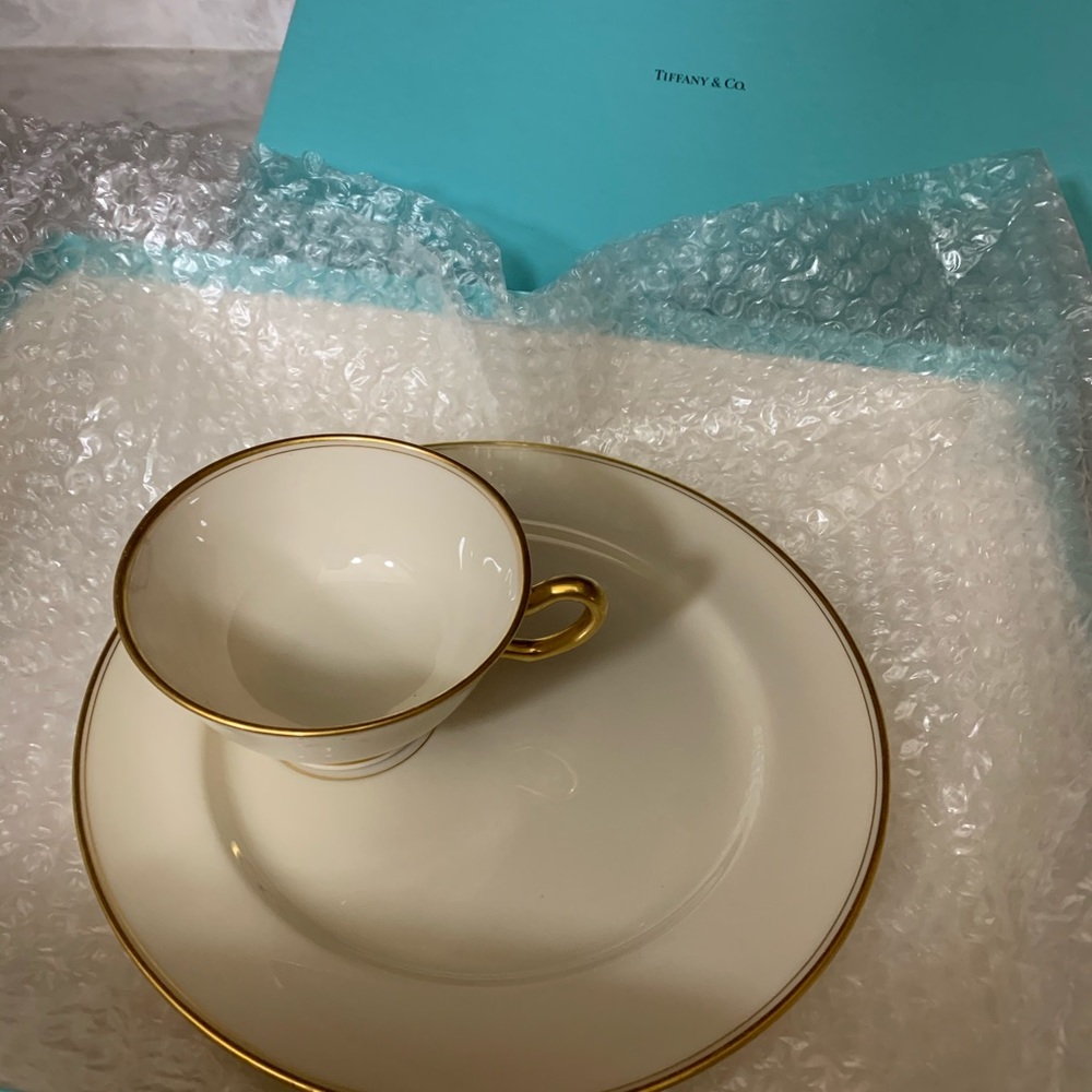 Tiffany&co lunch 1 cup 1 snack plate set. - Picture 2 of 5